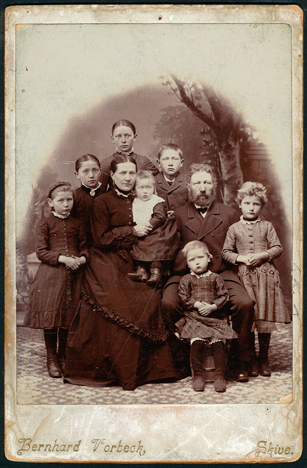 johan heesche og ane marie med 7 børn 1890