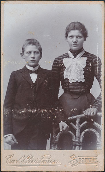 petrea heesche med lillebror peder 1903